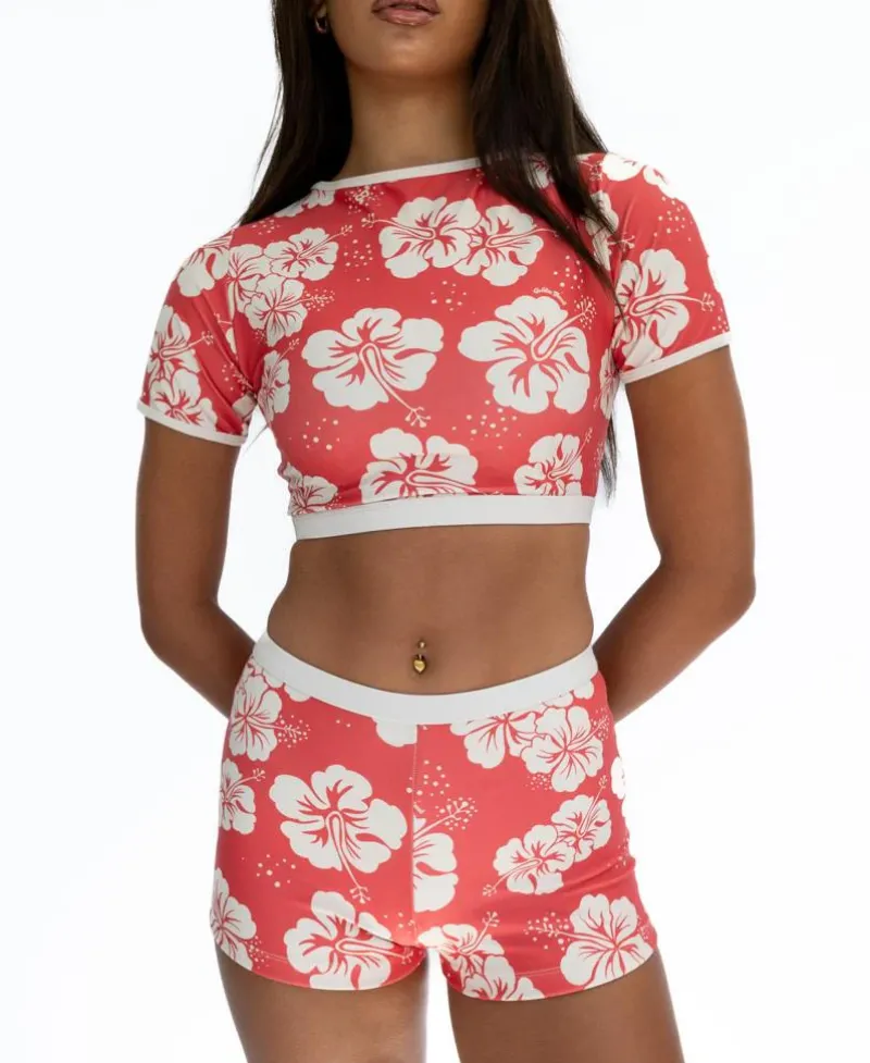 Women Golden Breed Swim-Indie Crop Tee | Hibiscus Wash Red / Beige